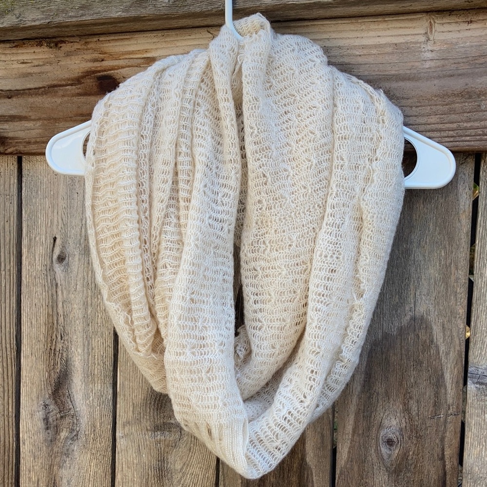 Paula Bianco woven infinity scarf